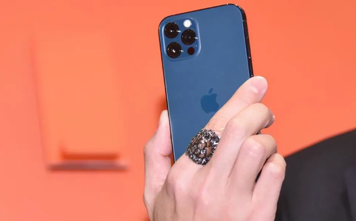 新疆苹果手机维修分享iPhone12系列重启方法教程 