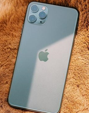新疆苹果维修点分享iPhone 11 Pro Max电池发烫特殊问题 